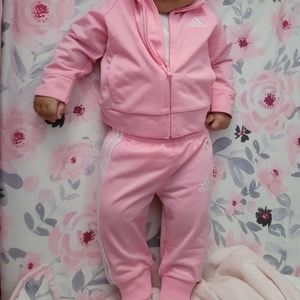 3 months old Adidas sweatsuit